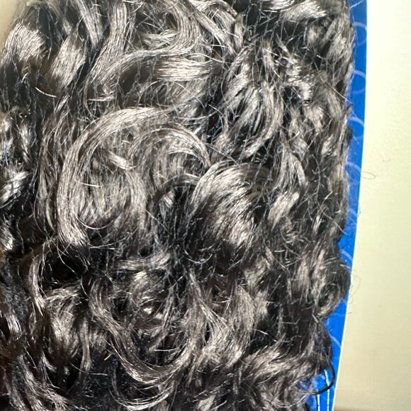 Outre Quick Weave AmberWig – Color 4 – Curly Long Style - Picture 2 of 2